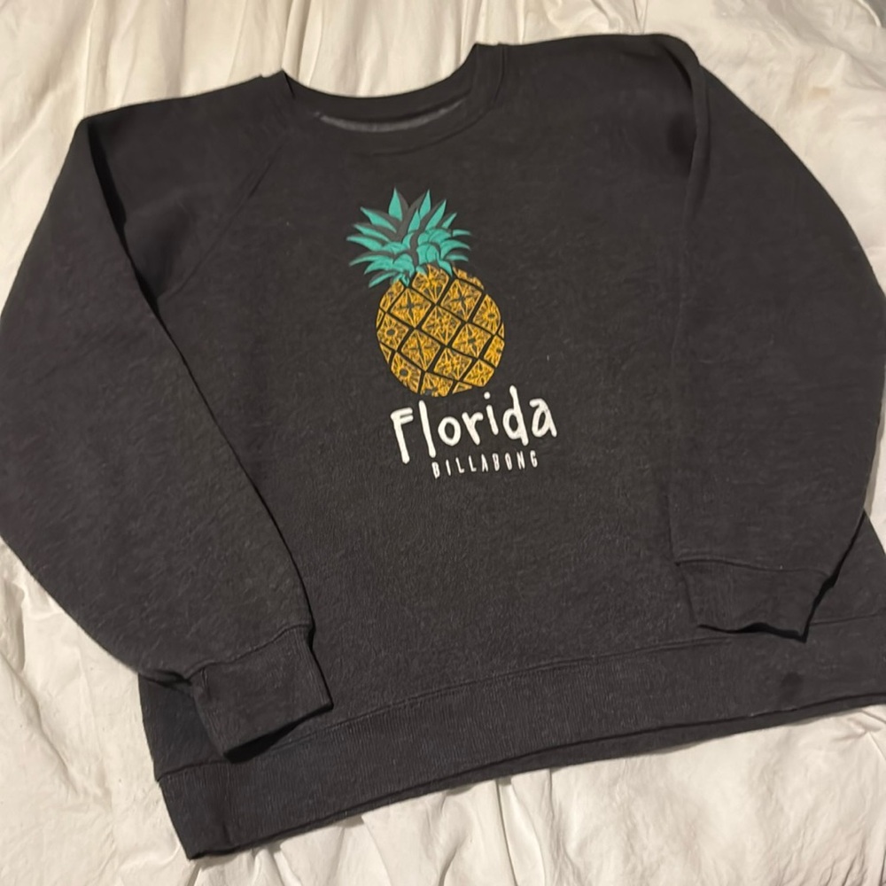 Billabong crewneck sweatshirt
